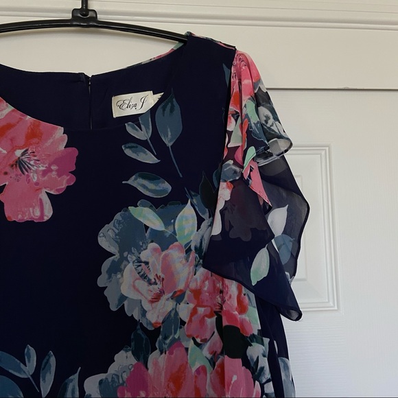 Eliza J Floral Dress - Picture 2 of 10